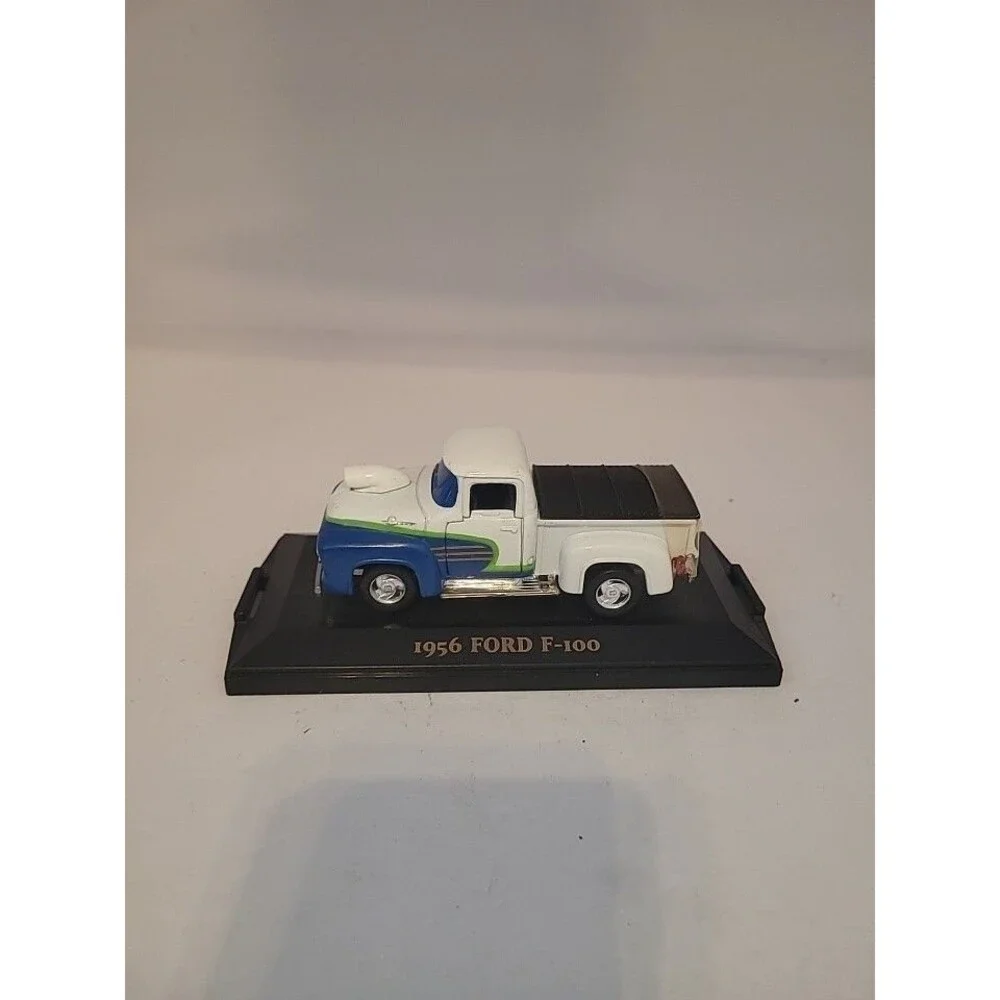 Vintage Road Champs Limited Editions Customs 56 FORD F-100 Rare 1/43.  No Box